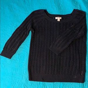 Black blouse with 3/4 length sleeves